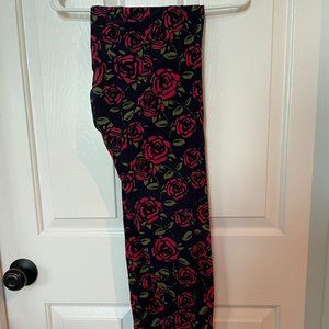 LuLaRoe Rose Leggings - Tall and Curvy